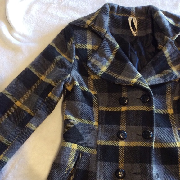 Pea coat - Picture 2 of 6